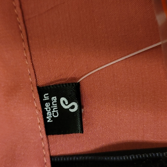 Bellatrix silk blouse, size Small, color apricot - Picture 8 of 11